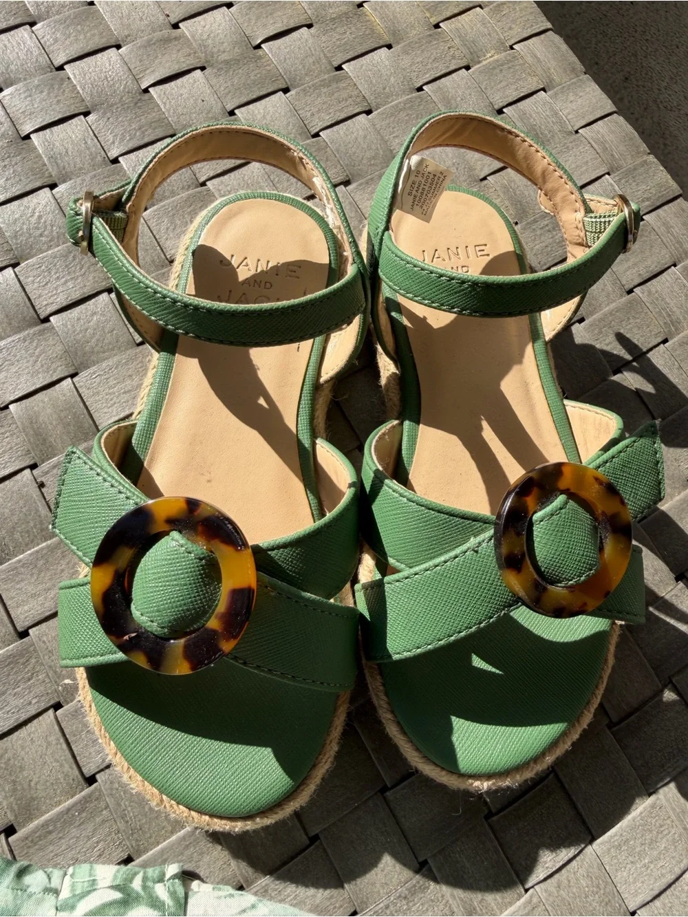 Janie & Jack Sandals with Tortoiseshell Accent. Size 10. Like new.